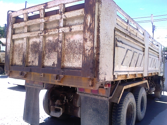 แม่-ลูก ดั้ม UD CWM430M 230แรง รถสวยสภาพดีพร้อมใช้..ดั้มสามมิตร.