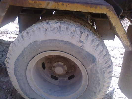 แม่-ลูก ดั้ม UD CWM430M 230แรง รถสวยสภาพดีพร้อมใช้..ดั้มสามมิตร.