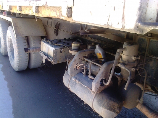 แม่-ลูก ดั้ม UD CWM430M 230แรง รถสวยสภาพดีพร้อมใช้..ดั้มสามมิตร.