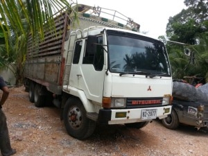 ขายไอหลงล้อล่อง เครื่องอิซุซู 165 เล่มทะเบียนพร้อมโอนครับ