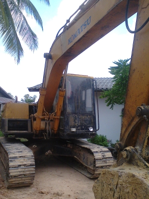รถแบคโฮ PC120-3 พร้อมใช้งาน รถแรง
