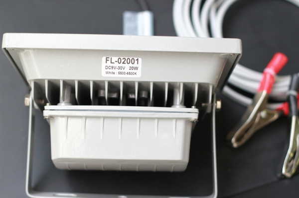 สปอร์ไลท์ Led แสงสว่างแบตรถยนต์