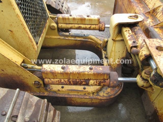 รถดันดิน Caterpillar D4C Series II เครื่องจักรมือสองในประเทศ สภาพพร้อมใช้ เอกสารพร้อมโอน 081-981-9339 บุ๋ม