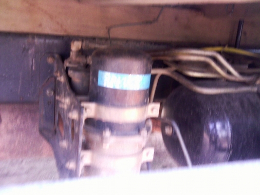 6ล้อHINO FB4J ยาว 5 ม. รถยังใหม่ๆ ไม่มีที่ติ