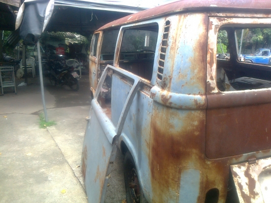 ขายโฟล์ค ตู้ สำหรับทำร้าน  ทำโชฟา หรือแปลงกะบะ