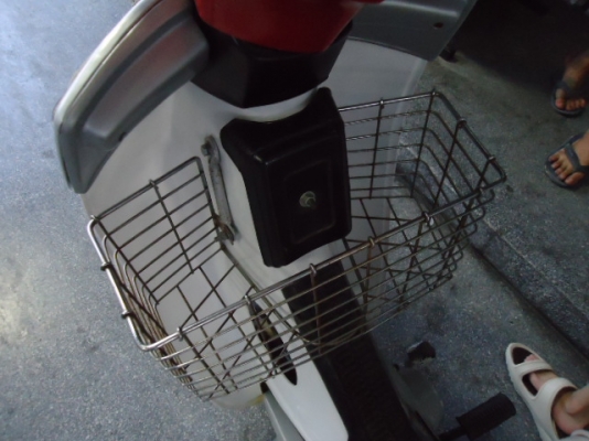 ขาย HONDA นันธิดา สภาพดี พร้อมเล่ม สวยตามรูป เครื่องแน่นไม่มีเยิ้ม 12000