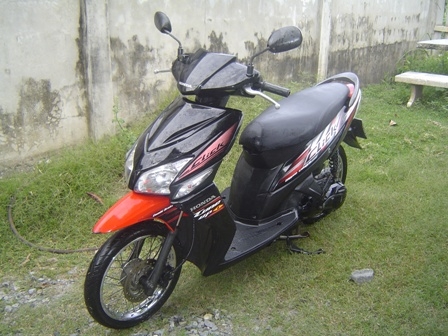 Honda Click สีแดงดำ เครื่องดี เดิม ทะเบียนชุดโอน เอกสารครบ