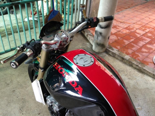 ขาย CB 400 เทค1 แต่งทั้งคัน ปี 2001 อินวอย+พรบ ขาย CB 400 เทค1 แต่งทั้งคัน ปี 2001 อินวอย+พรบ