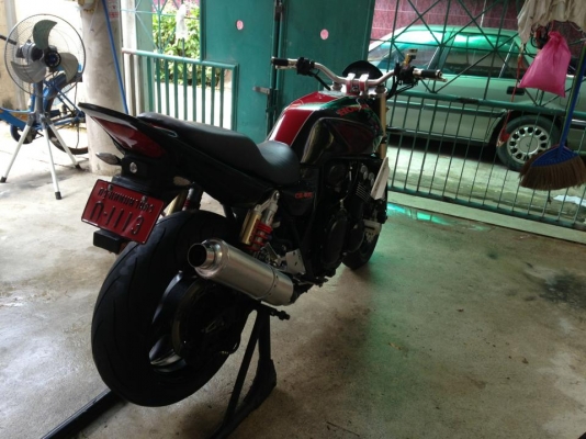 ขาย CB 400 เทค1 แต่งทั้งคัน ปี 2001 อินวอย+พรบ ขาย CB 400 เทค1 แต่งทั้งคัน ปี 2001 อินวอย+พรบ