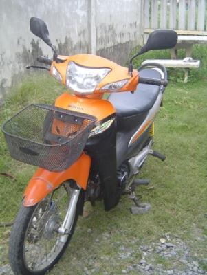 Honda Wave 100 Ubox กุญแจใหญ่ สีส้มดำ ทะเบียนชุดโอนครบ