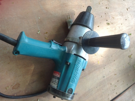 ขายบล๊อกยิงน๊อตไฟฟ้าขนาด 6 หุน ยี่ห้อมากีต้า รุ่น 6906