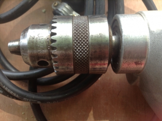 ขายสว่านไฟฟ้า 4 หุน ยี่ห้อมากีต้า รุ่น 6300NB ขายสว่านไฟฟ้า 4 หุน ยี่ห้อมากีต้า รุ่น 6300NB