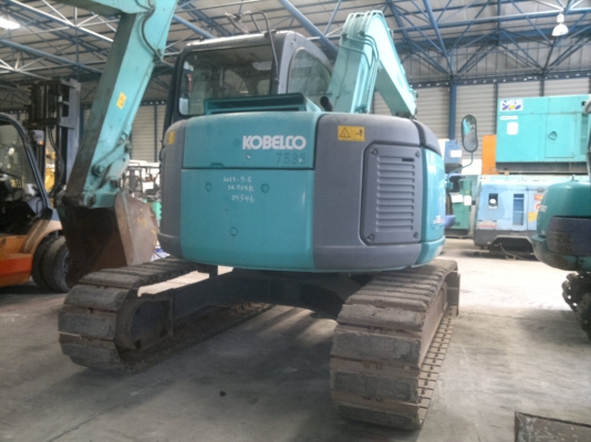 ขายรถขุด KOBELCO SK70SR-1ES sn:YT0409546Yr.2006,Yr.2219,เก๋งสวย บอร์ดี้ไม่ช้ำ แทร็กเหล็กยางรอง สภาพดีมากๆๆครับ ราคาไม่สูงครับโทรมานะ 085-9049669