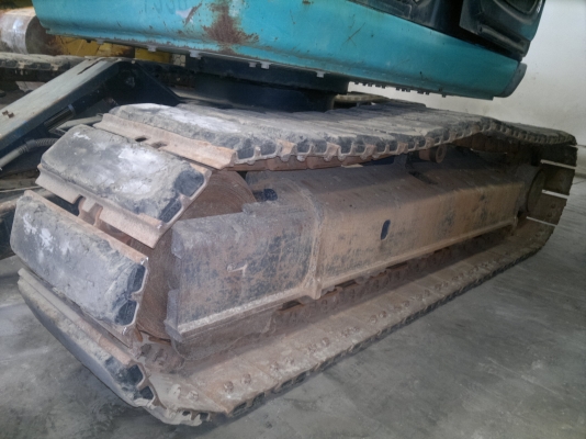 ขายรถขุด KOBELCO SK70SR-1ES sn:YT0409546Yr.2006,Yr.2219,เก๋งสวย บอร์ดี้ไม่ช้ำ แทร็กเหล็กยางรอง สภาพดีมากๆๆครับ ราคาไม่สูงครับโทรมานะ 085-9049669