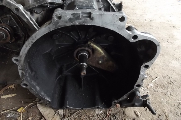 เกียร์  4d56 พล้อม pto