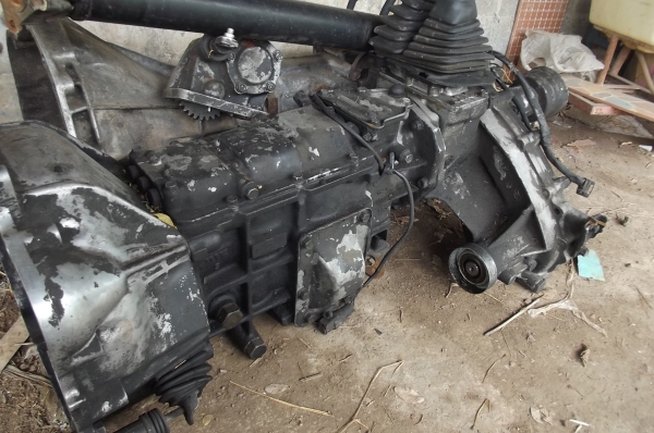 เกียร์  4d56 พล้อม pto