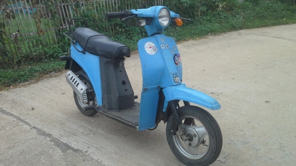สกู๊ตเตอร์น้อยBAJAJ(บาจ๊าด)เมดอินอินเดียราคาถูกมาก6500บาท สกู๊ตเตอร์น้อยBAJAJ(บาจ๊าด)เมดอินอินเดียราคาถูกมาก6500บาท