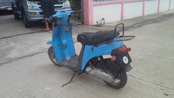 สกู๊ตเตอร์น้อยBAJAJ(บาจ๊าด)เมดอินอินเดียราคาถูกมาก6500บาท สกู๊ตเตอร์น้อยBAJAJ(บาจ๊าด)เมดอินอินเดียราคาถูกมาก6500บาท