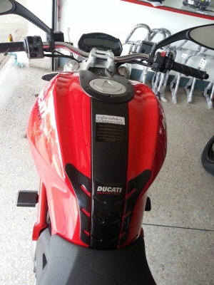 Ducati 795 จดทะเบียน ม.ค.2013 วิ่ง 3,5xx รถใหม่ม๊าก ประกันเหลือ รับแลกเทิร์น
