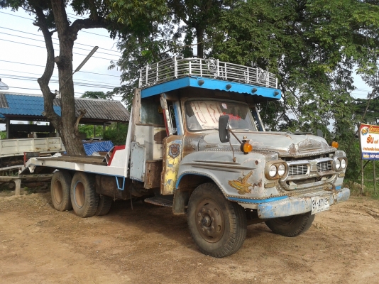 10 ล้อ ขนแม็คโค ราคาถูก