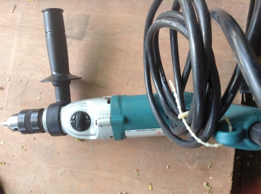 ขายสว่านกระแทก 4 หุน ยี่ห้อมากีต้า รุ่น HP2050