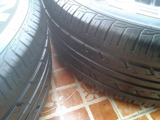 แม็กssr18"(1คู่)กว้าง8.ET20.ก้านยกใส่ 6รู +ยาง265/60/18 มี1คู่ 7,500 บ. (แยกแม็ก5,500 /ยาง 2,500)