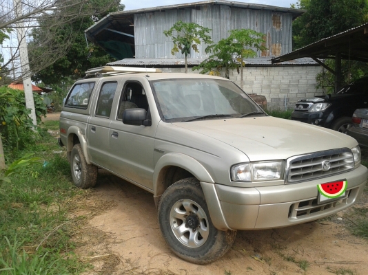 มาสด้า 4 ประตู