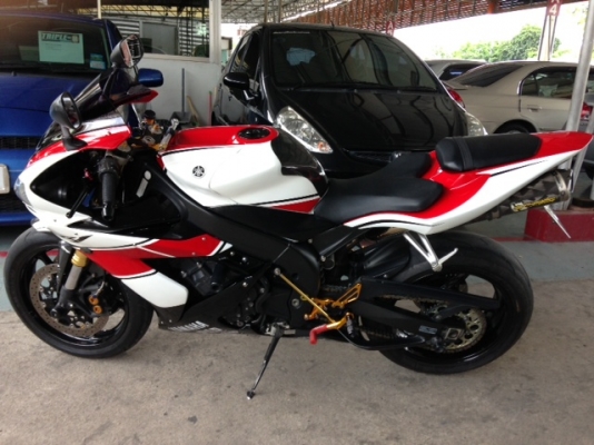 ดาวน์ 125,000 บาท Yamaha YZF R-1 2005 ทะเบียนแท้ สมอ. พร้อมโอน ราคา 375,000 บาท