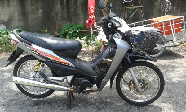 ขาขเวสป้า.คอซ่าสวยๆทะเบียน56พร้อมโอน