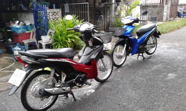 ขาขเวสป้า.คอซ่าสวยๆทะเบียน56พร้อมโอน