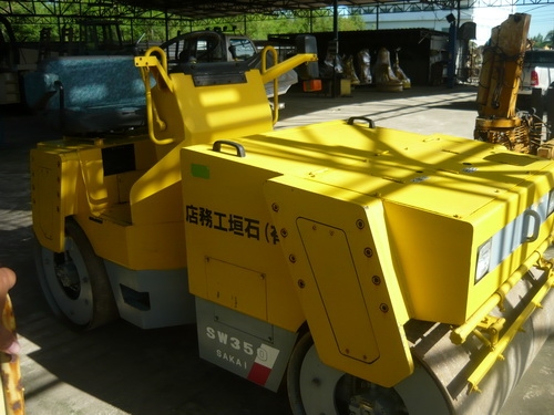 รถบด 4 ตัน Sakai SW350 สภาพใหม่กิ๊บ เพียง 1,200 ชม. รถเก่านำเข้าจากต่างประเทศเพิ่งเหยียบถึงไทย เอกสารครบพร้อมจัดไฟแนนท์