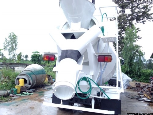 ขายรถโม่ปูน 4 คิว