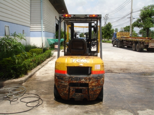 Forklift TCM ดีเซล 2.5 ตัน ปี 2008 ฟูลฟรี ไซด์ชิฟท์ นำเข้าจากญี่ปุ่น ไม่แพงครับ