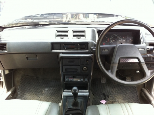 champปี94 เดิมๆพร้อมใช้ แอร์เย็น ขับดี พร้อมโอน ต่อรองได้ครับ champปี94 เดิมๆพร้อมใช้ แอร์เย็น ขับดี พร้อมโอน ต่อรองได้ครับ