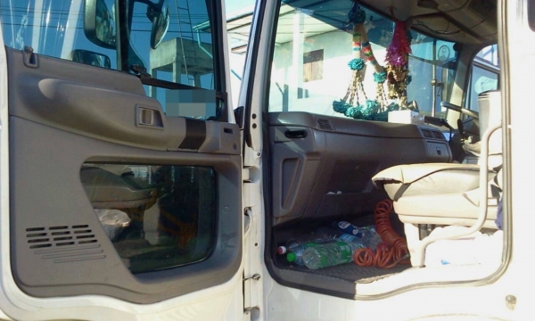 Hino 360 แรงม้า เล่มทะเบียนพร้อมขายค่ะ