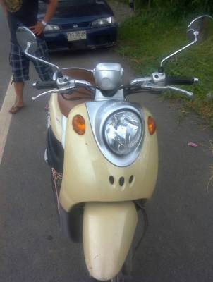 ขายฟิโน่ (โนบุ๊ค) ทั้งสองคัน มีป้ายทะเบียนพร้อม ราคาคันละ 9,000