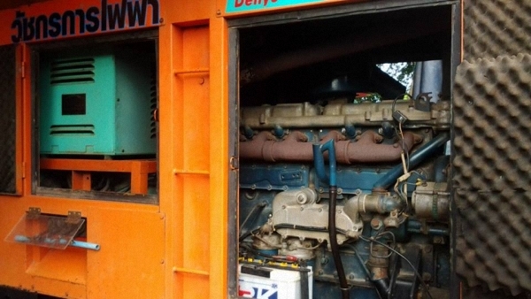 ขายเครื่องปั่นไฟ  125 kva    ราคา 450,000  บาท