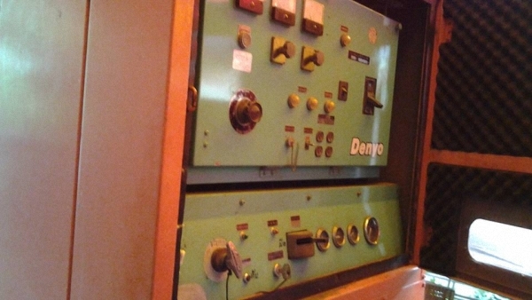 ขายเครื่องปั่นไฟ  125 kva    ราคา 450,000  บาท