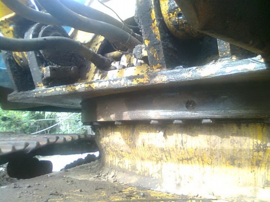 ขายแม็คโคร KOMATSU PC120 รุ่น 5พร้อมเทนเล่อบรรทุกหัวยาว