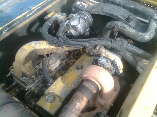 ขายแม็คโคร KOMATSU PC120 รุ่น 5พร้อมเทนเล่อบรรทุกหัวยาว