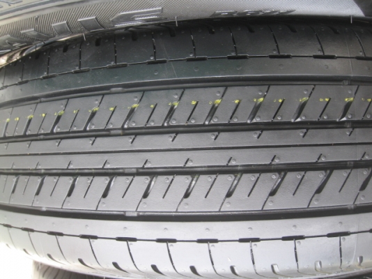 ขายล้อแม็ก Vigo TRD ป้ายแดง 16"x6.5" et40 5รู114.3 + ยาง ปี13 สนใจติดต่อเล็กคลองสามครับ (081-3747940)