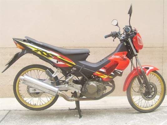 ขาย Honda Sonic 125 จดทะเบียนปี 45 พรบ.หมด ธ.ค.56