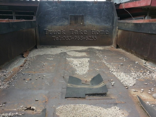 ISUZU  รถหัวยาว 6 ล้อดั้ม