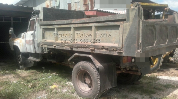 ISUZU  รถหัวยาว 6 ล้อดั้ม