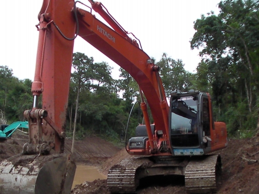 ขายรถแบ็คโฮ HITASHI สนใจติดต่อ 081-8846477