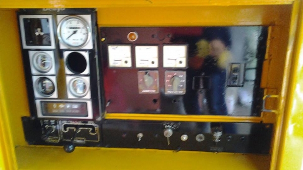 17. ขายเครื่องปั่นไฟ  45 kva    ราคา 239,000  บาท