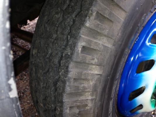 ขายหกล้อเดก้า195