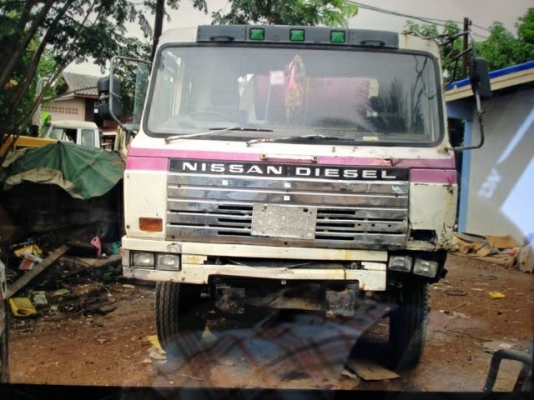 ขายโม่ UD 6คิว ขายตามสภาพ รถใช้งานได้ ติดต่อคุณ อ๊อฟ พิจิตร 086-737-9991 ขายโม่ UD 6คิว ขายตามสภาพ รถใช้งานได้ ติดต่อคุณ อ๊อฟ พิจิตร 086-737-9991