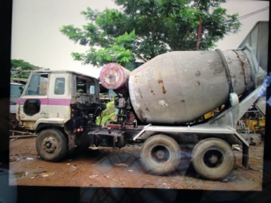 ขายโม่ UD 6คิว ขายตามสภาพ รถใช้งานได้ ติดต่อคุณ อ๊อฟ พิจิตร 086-737-9991