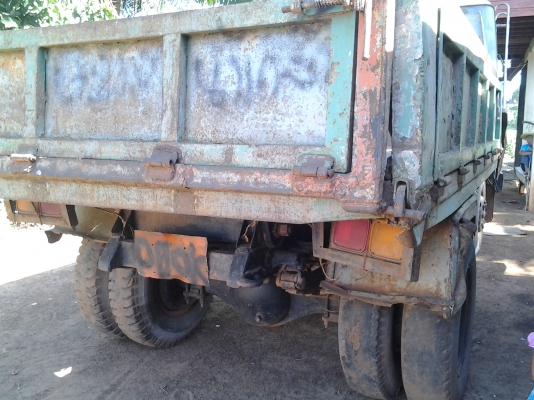 หกล้อดั้ม